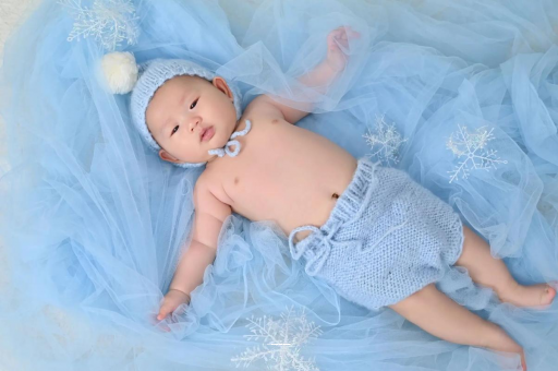 成都试管代怀宝宝大便黄白色